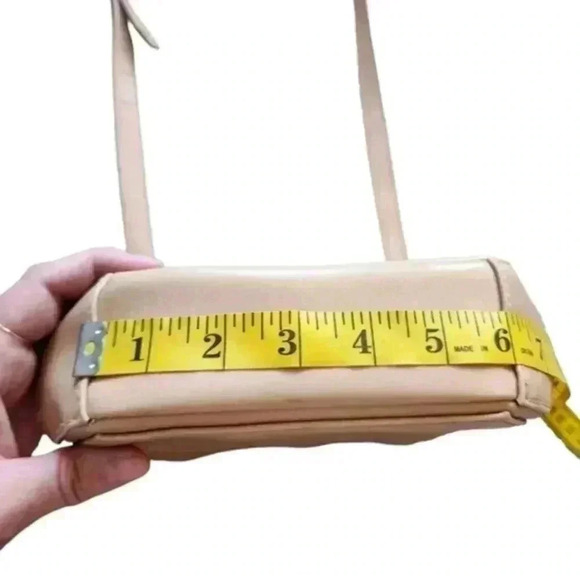 Matt & Nat Moxy Bag Crossbody Purse Adjustable Strap Faux Leather Beige Women - Picture 16 of 16